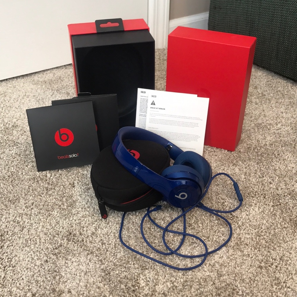 Royal Blue Beats Solo 2